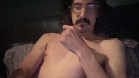 Snapshot of jiggz1986 chatting on 05/25/26, 02:28 Jigz1986 online show from 05/25/26, 02:28