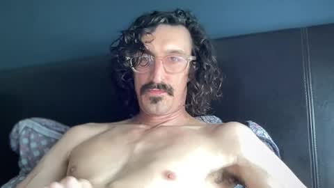 Snapshot of jiggz1986 chatting on 05/29/26, 10:46 Jigz1986 online show from 05/29/26, 10:46