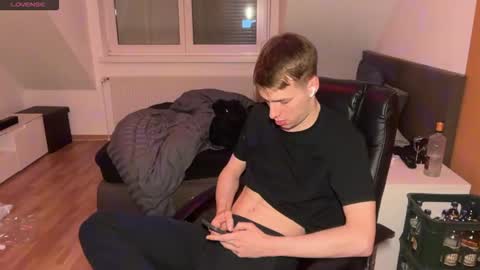 Jimmy online show from 04/10/26, 04:12