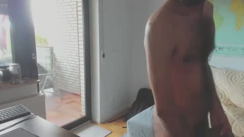 Snapshot of jimbob5005 chatting on 11/22/25, 02:27 jimbob5005 online show from 11/22/25, 02:27