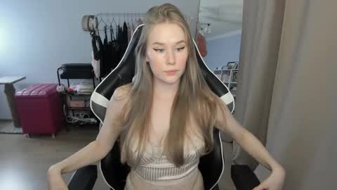 Snapshot of jimmy_and_amy chatting on 10/07/25, 02:14 Amy  next stream on Wednesday Thursday Friday Saturday and Sunday at 16 pm GMT3 online show from 10/07/25, 02:14