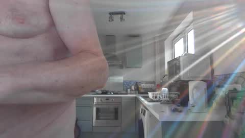 Snapshot of jimmy_benido chatting on 04/24/26, 04:42 Jimmy Benido online show from 04/24/26, 04:42