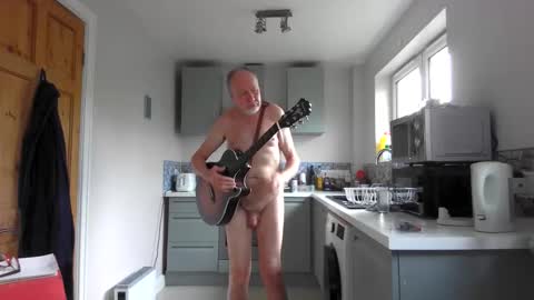 Snapshot of jimmy_benido chatting on 04/26/26, 04:37 Jimmy Benido online show from 04/26/26, 04:37