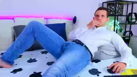 Snapshot of jimmy_doss chatting on 03/13/26, 09:05 Jimmy online show from 03/13/26, 09:05