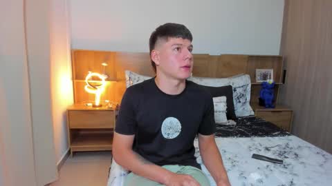 Snapshot of jimmy_vance79 chatting on 09/20/25, 05:47 Jimmy Vance online show from 09/20/25, 05:47