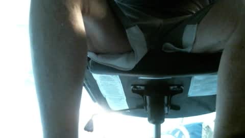 jimwellhung online show from 12/17/25, 04:07