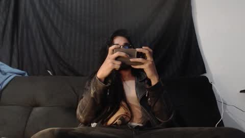 jin_woosex online show from 11/21/25, 12:10