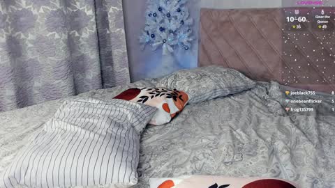 Jinny online show from 01/22/25, 01:10