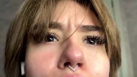 Jinny online show from 09/21/25, 06:09