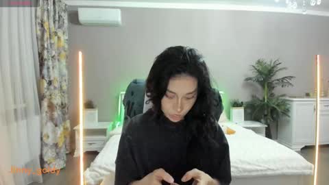 MY NEW INSTA jinny goldy online show from 02/12/25, 03:16