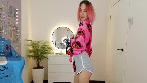 Snapshot of jinx_boom chatting on 02/16/25, 08:10 jinx_boom online show from 02/16/25, 08:10