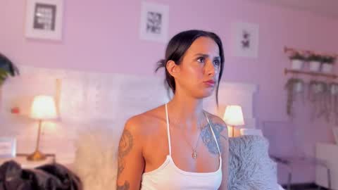 Jinx  online show from 11/25/25, 02:06