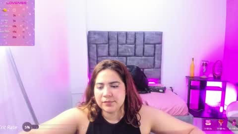 Snapshot of jisoo__ chatting on 02/14/25, 10:17 kim online show from 02/14/25, 10:17