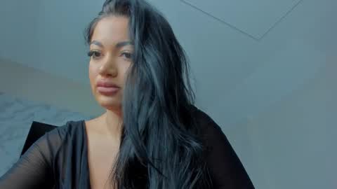 Juliee online show from 09/12/25, 08:36