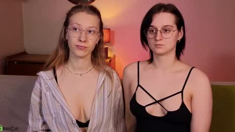 Hey Guys We are Julia ginger  Tina brunette online show from 01/11/25, 04:25