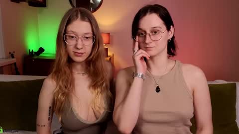 Hey Guys We are Julia ginger  Tina brunette online show from 01/19/25, 07:37