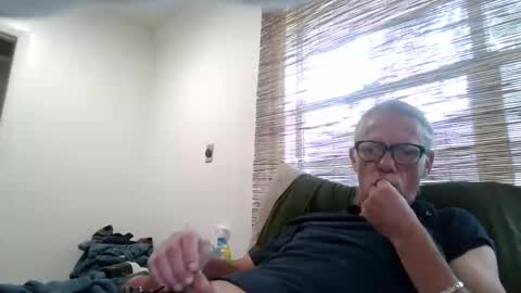 jizzmitten5 online show from 09/11/25, 08:31