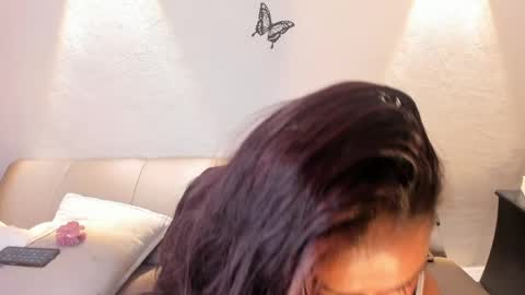 jessy online show from 04/21/26, 01:42