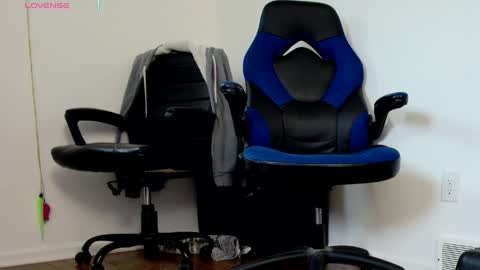 Nicole  Allen online show from 04/06/26, 10:44