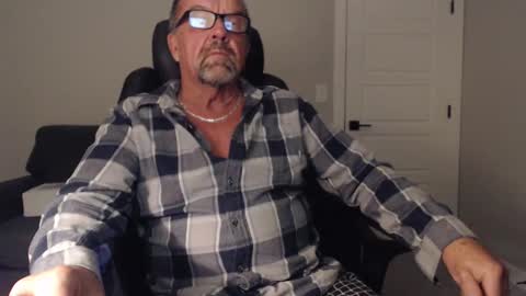 Snapshot of jk4fun59 chatting on 02/22/25, 02:50 Jamie online show from 02/22/25, 02:50