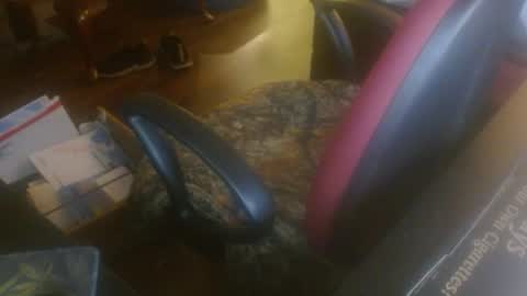 Snapshot of jksurf chatting on 12/27/24, 09:22 me online show from 12/27/24, 09:22