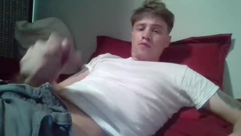 Snapshot of jl895551 chatting on 10/05/25, 12:53 jl895551 online show from 10/05/25, 12:53