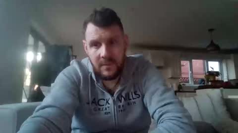 Snapshot of jmakk99 chatting on 02/06/25, 07:56 jmakk99 online show from 02/06/25, 07:56