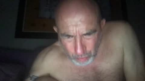 Snapshot of jmombombero63 chatting on 09/19/25, 03:08 jmombombero63 online show from 09/19/25, 03:08