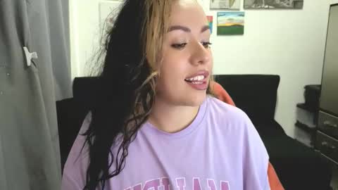 Johana              online show from 04/13/26, 04:45