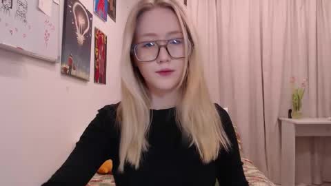 joan_kiss online show from 02/19/26, 06:48