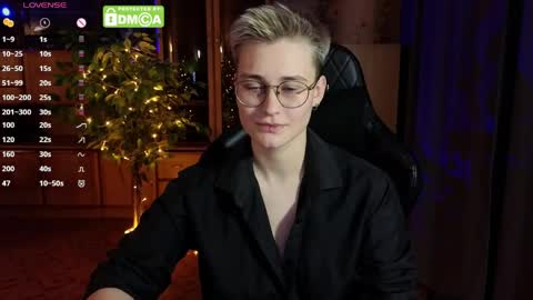 Snapshot of joan_night chatting on 06/03/26, 06:57 J online show from 06/03/26, 06:57