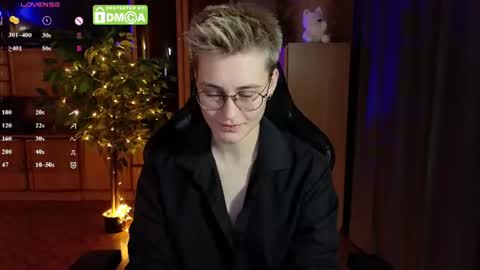 Snapshot of joan_night chatting on 06/11/26, 06:06 J online show from 06/11/26, 06:06