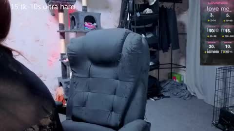 joan_wilson online show from 11/23/25, 10:20