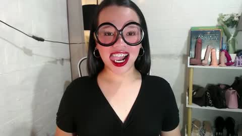 Joana online show from 02/19/25, 12:14