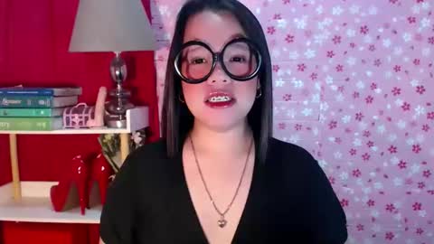 Joana online show from 11/02/25, 01:41