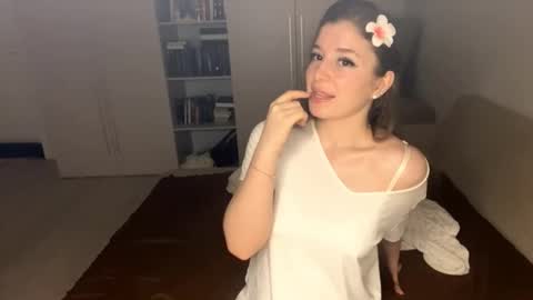 Adel online show from 10/26/25, 08:37