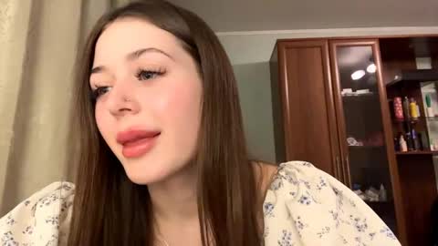 Adel online show from 04/21/26, 07:17