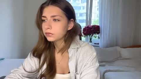 Snapshot of joandonelly chatting on 06/26/26, 10:08 Bella online show from 06/26/26, 10:08