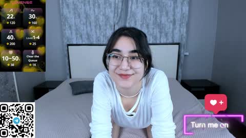 Mia online show from 01/22/25, 12:17