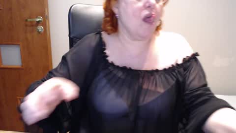 Snapshot of joannaandneighbour chatting on 12/11/24, 08:15 Joanna and Greg online show from 12/11/24, 08:15