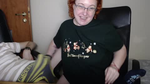 Snapshot of joannaandneighbour chatting on 12/29/24, 08:48 Joanna and Greg online show from 12/29/24, 08:48