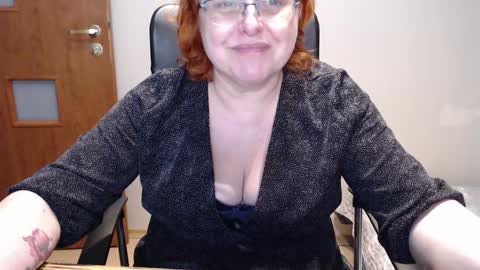 Snapshot of joannaandneighbour chatting on 01/03/25, 03:33 Joanna and Greg online show from 01/03/25, 03:33