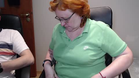 Snapshot of joannaandneighbour chatting on 01/26/25, 04:09 Joanna and Greg online show from 01/26/25, 04:09
