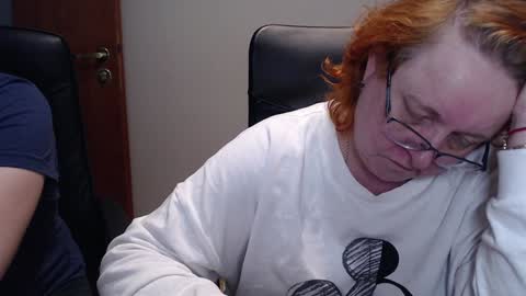 Snapshot of joannaandneighbour chatting on 02/03/25, 06:07 Joanna and Greg online show from 02/03/25, 06:07