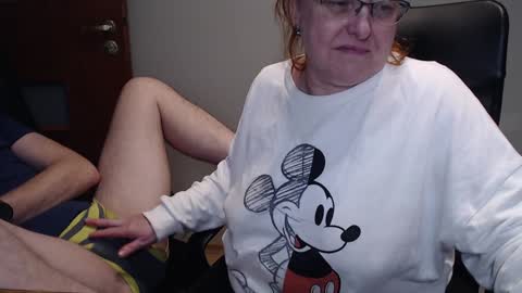 Snapshot of joannaandneighbour chatting on 02/07/25, 05:51 Joanna and Greg online show from 02/07/25, 05:51