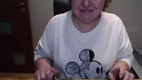 Snapshot of joannaandneighbour chatting on 02/15/25, 12:11 Joanna and Greg online show from 02/15/25, 12:11
