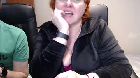 Snapshot of joannaandneighbour chatting on 02/22/25, 08:40 Joanna and Greg online show from 02/22/25, 08:40