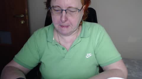 Snapshot of joannaandneighbour chatting on 02/26/25, 08:04 Joanna and Greg online show from 02/26/25, 08:04