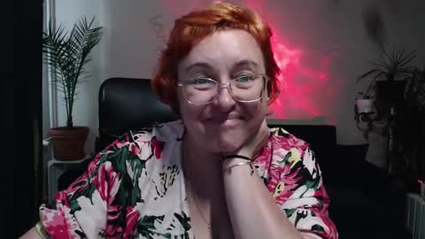 Snapshot of joannaandneighbour chatting on 10/09/25, 10:02 Joanna and Greg online show from 10/09/25, 10:02