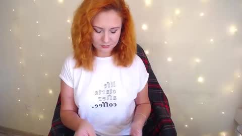 Snapshot of joanne_star chatting on 10/04/25, 09:51 SweetGinger online show from 10/04/25, 09:51